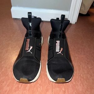 PUMA Womens Fierce High Tops in size 8.5 color black and rose gold.